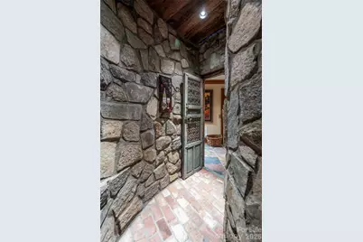 83 Summit Tower Circle, Asheville, NC 28804 - Photo 38