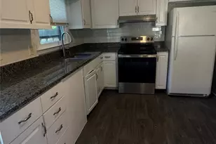 7620 Fire Tree Ln, Charlotte, NC 28227 - Photo 4