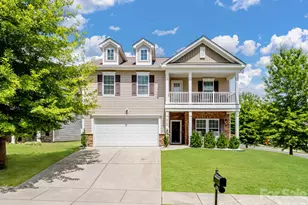 3702 Wiegon Ln, Charlotte, NC 28216 - Photo 2