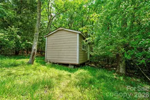 111 Harbor Point Dr, Cherryville, NC 28021 - Photo 42