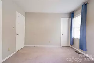 111 Harbor Point Dr, Cherryville, NC 28021 - Photo 10