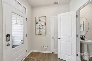 7005 Cerris Dr, Charlotte, NC 28269 - Photo 2