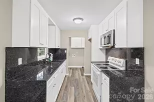 327 E Morrow Ave, Monroe, NC 28112 - Photo 10