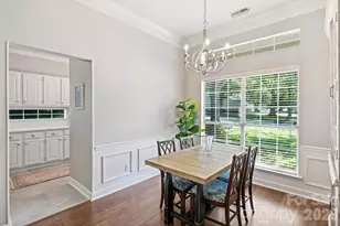 821 Mill Run Dr, Charlotte, NC 28209 - Photo 18