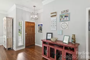 821 Mill Run Dr, Charlotte, NC 28209 - Photo 4