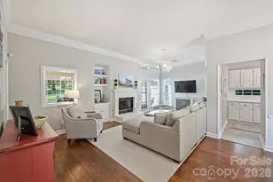 821 Mill Run Dr, Charlotte, NC 28209 - Photo 6