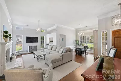 821 Mill Run Drive, Charlotte, NC 28209 - Photo 10