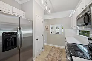 821 Mill Run Dr, Charlotte, NC 28209 - Photo 26