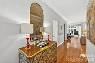 819 Mill Run Dr, Charlotte, NC 28209 - Photo 4