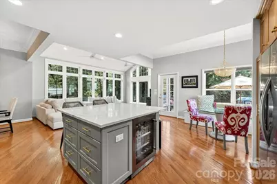 819 Mill Run Drive, Charlotte, NC 28209 - Photo 14