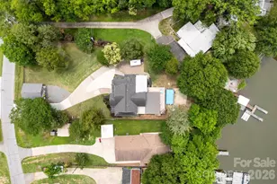 5555 Riverfront Rd, Lake Wylie, SC 29710 - Photo 2