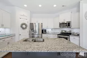429 Oak Brook Drive, Salisbury, NC 28146 - Photo 10
