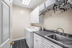 806 Pine Forest Rd, Charlotte, NC 28214 - Photo 18