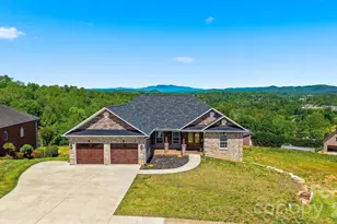418 Huntington Woods Street SE, Lenoir, NC 28645 - Photo 2