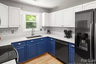 224 Clover Dr, Fletcher, NC 28732 - Photo 8