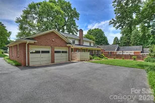 900 Greentree Dr, Charlotte, NC 28211 - Photo 36