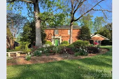 900 Greentree Drive, Charlotte, NC 28211 - Photo 2