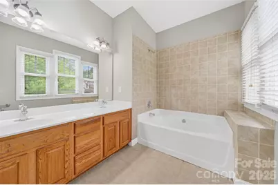 14044 Garden District Row, Huntersville, NC 28078 - Photo 18
