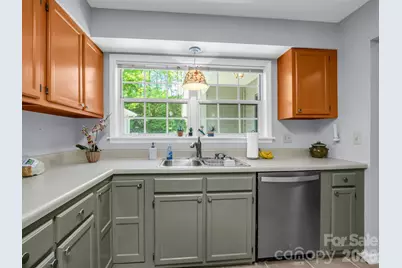68 Lakeview Court, Brevard, NC 28712 - Photo 14