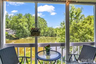 68 Lakeview Ct, Brevard, NC 28712 - Photo 2