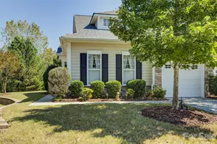 546 Pine Links Dr, Tega Cay, SC 29708 - Photo 2
