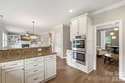 10019 Elizabeth Crest Lane, Charlotte, NC 28277 - Photo 8