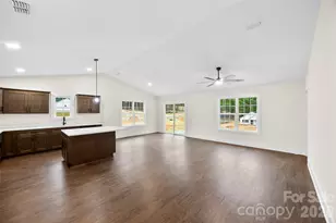 200 Knollwood Cir, Albemarle, NC 28001 - Photo 8