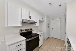 3055 River Ridge Dr, Gastonia, NC 28056 - Photo 6