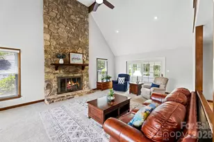 107 Friendfield Dr, Fort Mill, SC 29715 - Photo 4