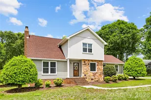 107 Friendfield Dr, Fort Mill, SC 29715 - Photo 2