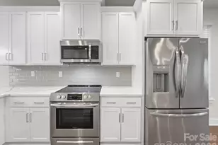 5003 York Park Ln, Charlotte, NC 28217 - Photo 12