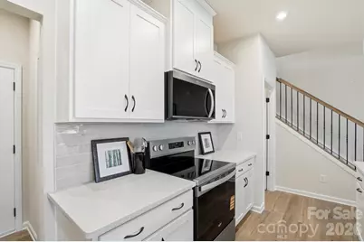 3800 Cheyney Park Drive, Charlotte, NC 28269 - Photo 12