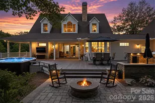9 Whispering Meadows Dr, Fairview, NC 28730 - Photo 4