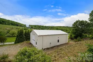 9 Whispering Meadows Dr, Fairview, NC 28730 - Photo 46
