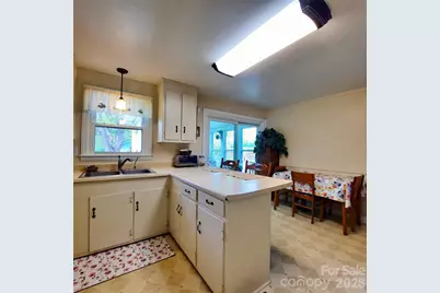 26 Calico Rock Lane, Hendersonville, NC 28792 - Photo 10