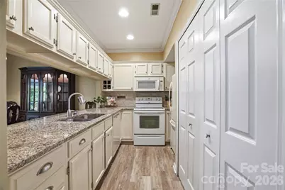 19823 Henderson Road #F, Cornelius, NC 28031 - Photo 4