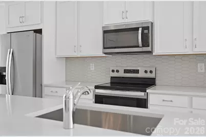 1135 Kokomo Lane #46, Charlotte, NC 28206 - Photo 2
