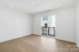 1135 Kokomo Ln, Charlotte, NC 28206 - Photo 6