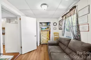 1113 W 4th Ave, Gastonia, NC 28052 - Photo 18