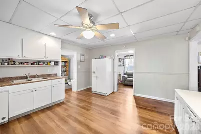 1113 W 4th Avenue, Gastonia, NC 28052 - Photo 16