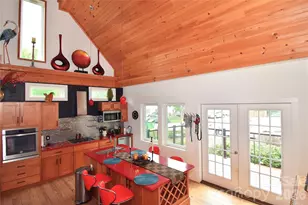6 Belvedere Rd, Asheville, NC 28803 - Photo 2
