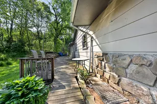 44 Dragonfly Ln, Whittier, NC 28789 - Photo 4