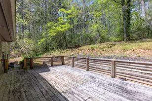 138 Stillwagon Ln, Cedar Mountain, NC 28718 - Photo 16