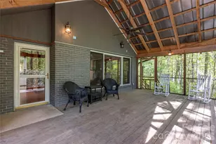 138 Stillwagon Ln, Cedar Mountain, NC 28718 - Photo 6