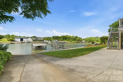 120 Shady Cove Road, Troutman, NC 28166 - Photo 4