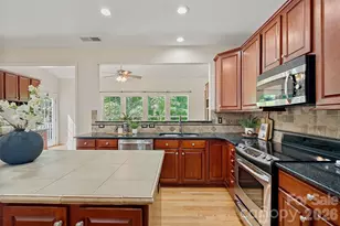 129 Crimson Orchard Dr, Mooresville, NC 28115 - Photo 10