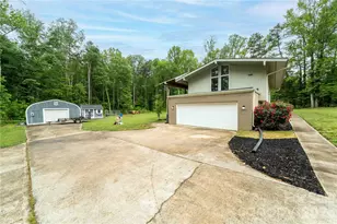 380 Pop Stirewalt Rd, Salisbury, NC 28146 - Photo 6