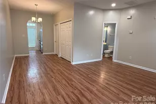 8134 Kings Creek Dr, Charlotte, NC 28273 - Photo 6