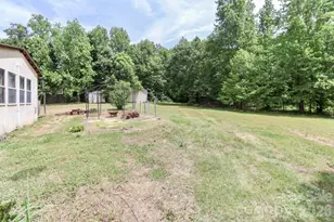 121 Fair Wind Ln, Statesville, NC 28677 - Photo 4