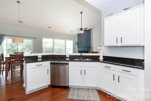 2304 Coltsgate Road, Waxhaw, NC 28173 - Photo 12